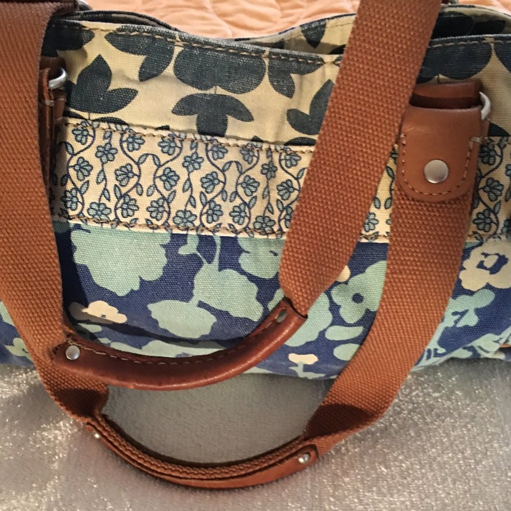 Fossil Canvas Blue print bag. Worn & a Bit Faded but a lot of use left.